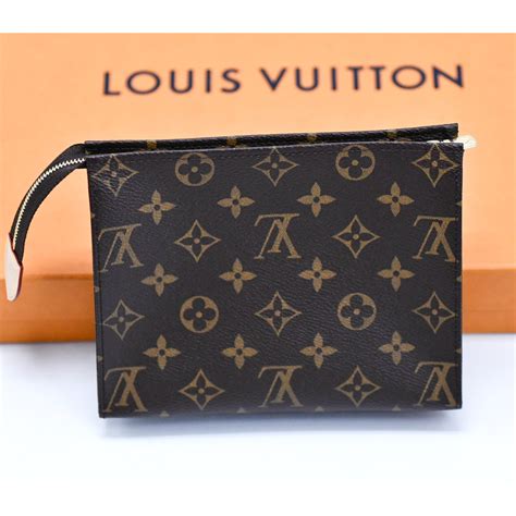 pochette 19 louis vuitton|Louis Vuitton Pochette monogram.